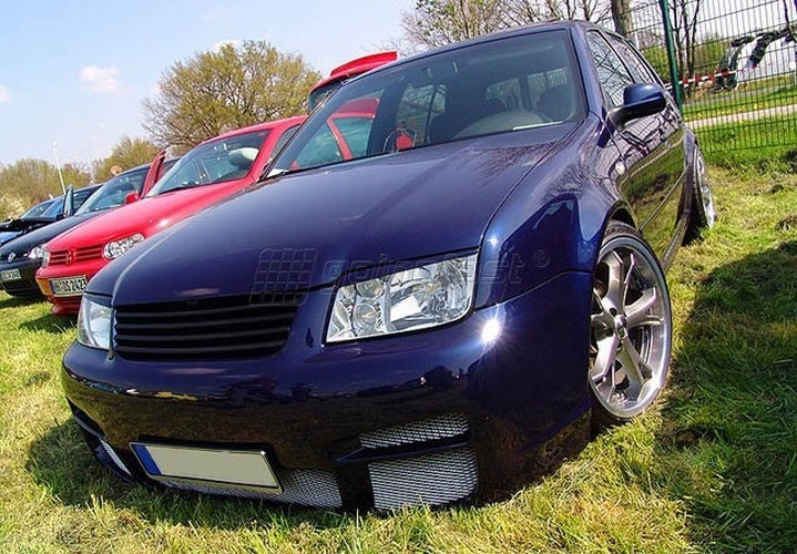 Grilă compatibilă cu VW Bora/Jetta MK4