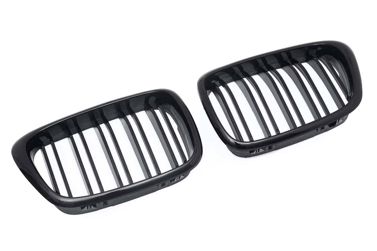 Grilă bara spate compatibilă cu BMW Seria 5 E39