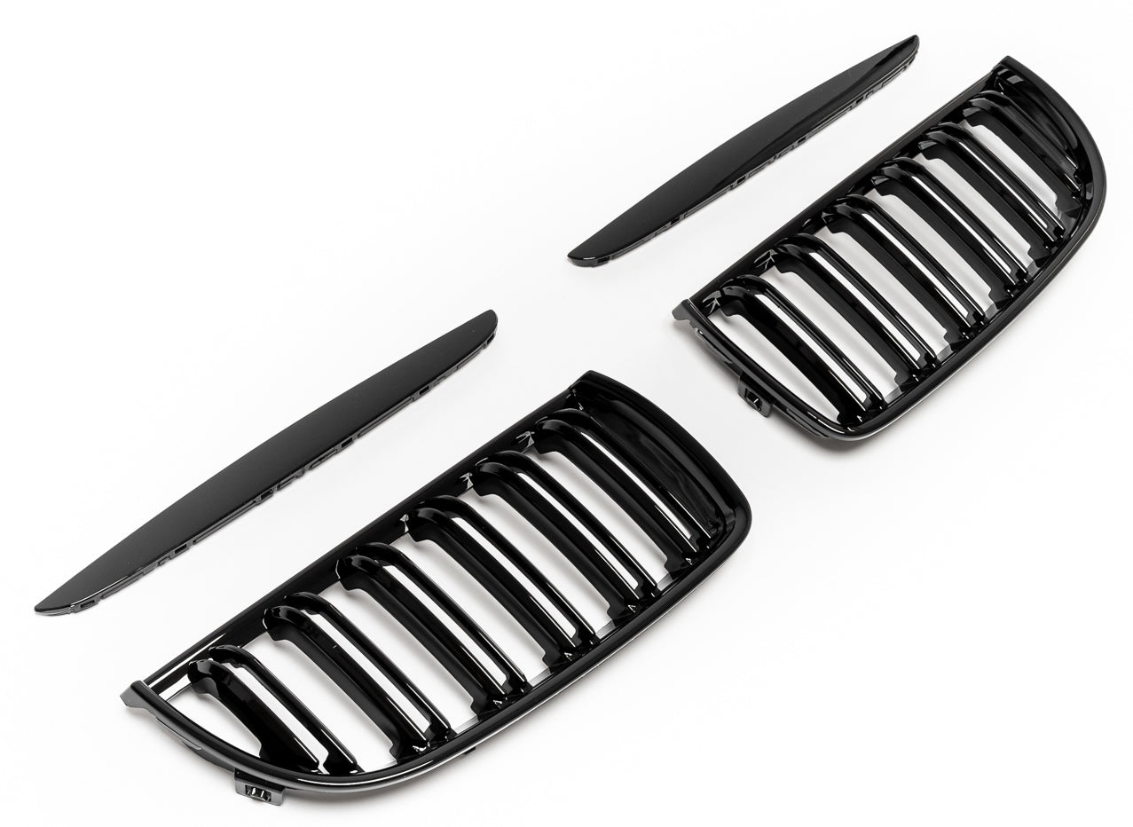 Grilă bara spate neagră lucioasă compatibilă cu BMW Seria 3 E90/E91 05-08