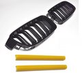 Grilă bara spate compatibilă cu BMW Seria 3 F30 / F31 cu 4 uși, 10/2011-2019, negru lucios, cu capac grilă galbenă