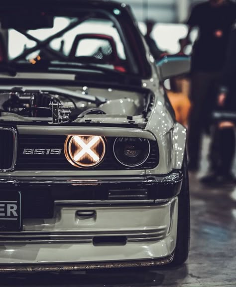Prelungire bara fata fusta spoiler lip BMW SERIA 3 E30 non facelift 1982-1987 aspect ZENDER TFB TUNING