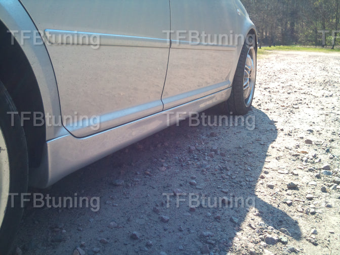 Praguri laterale VW Golf 4 5 usi Break Combi model R32 TFB TUNING