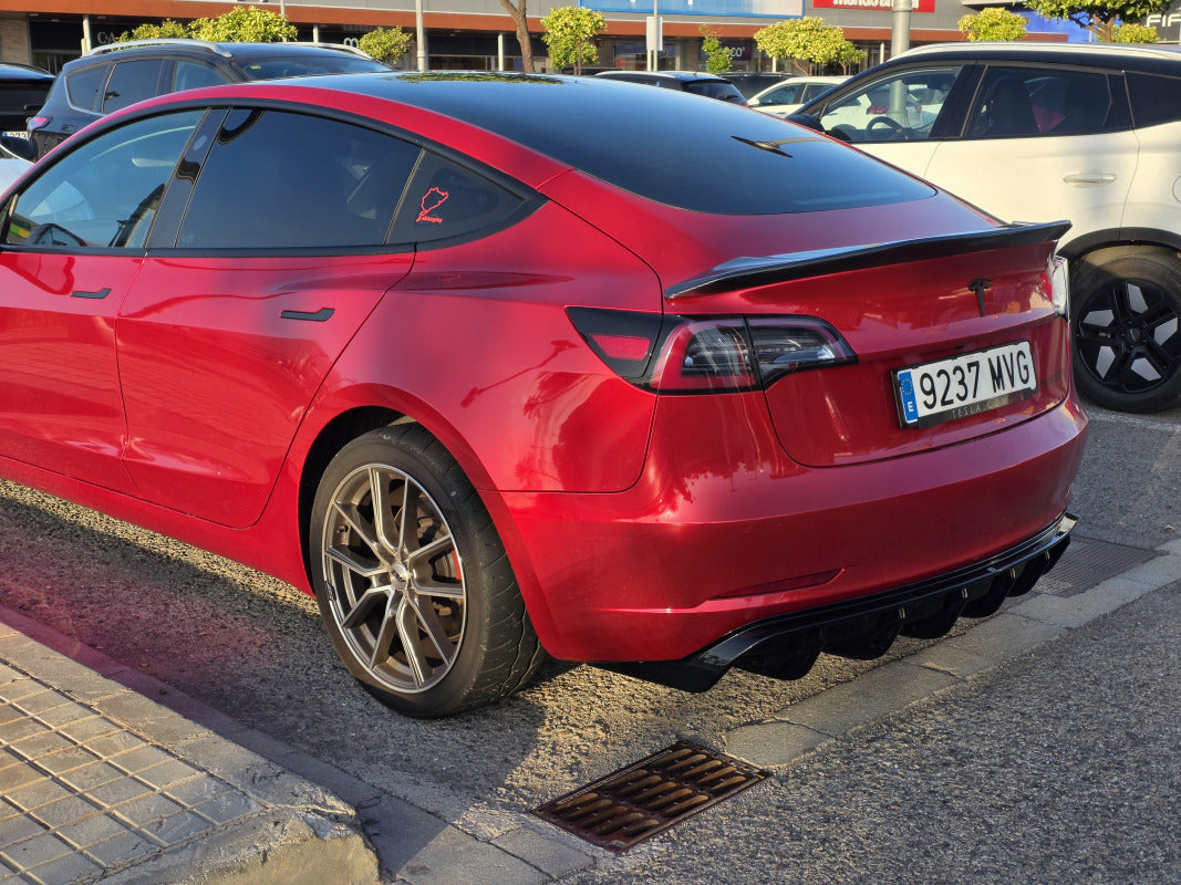 Prelungire difuzor bara spate Tesla Model 3 2017- v3 - Maxton Design