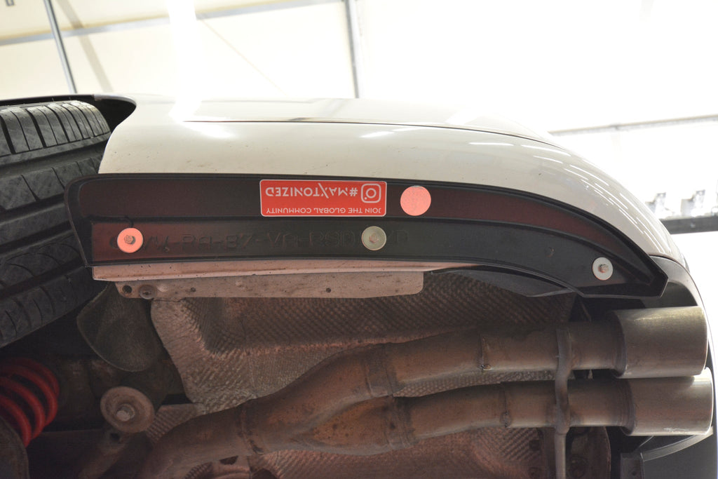 Prelungire splitter bara spate Volkswagen Passat Sedan Variant B7 2010-2014 v3 - Maxton Design