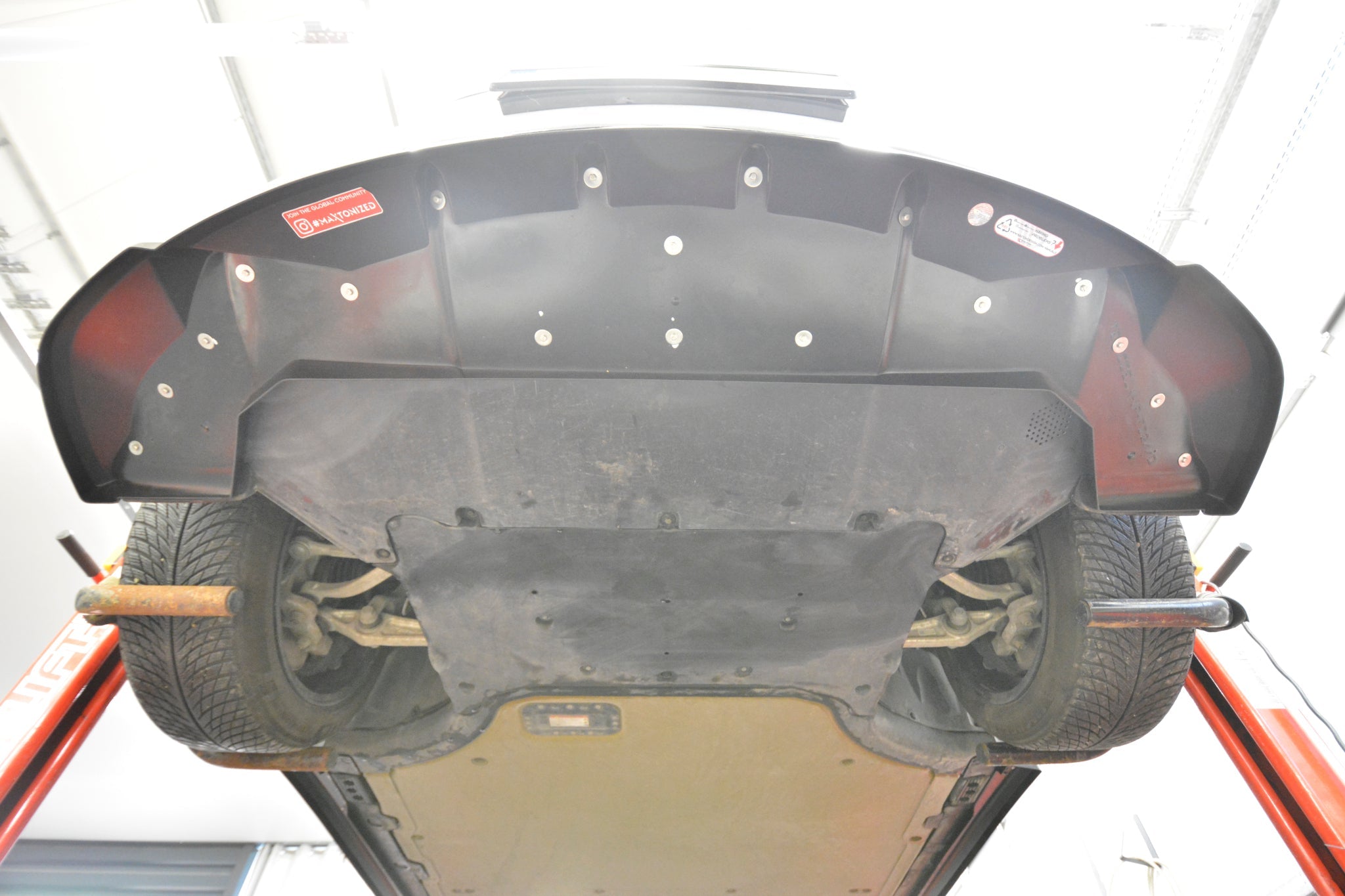 Prelungire splitter bara fata Tesla Model X Mk1 Facelift 2021- v3 - Maxton Design