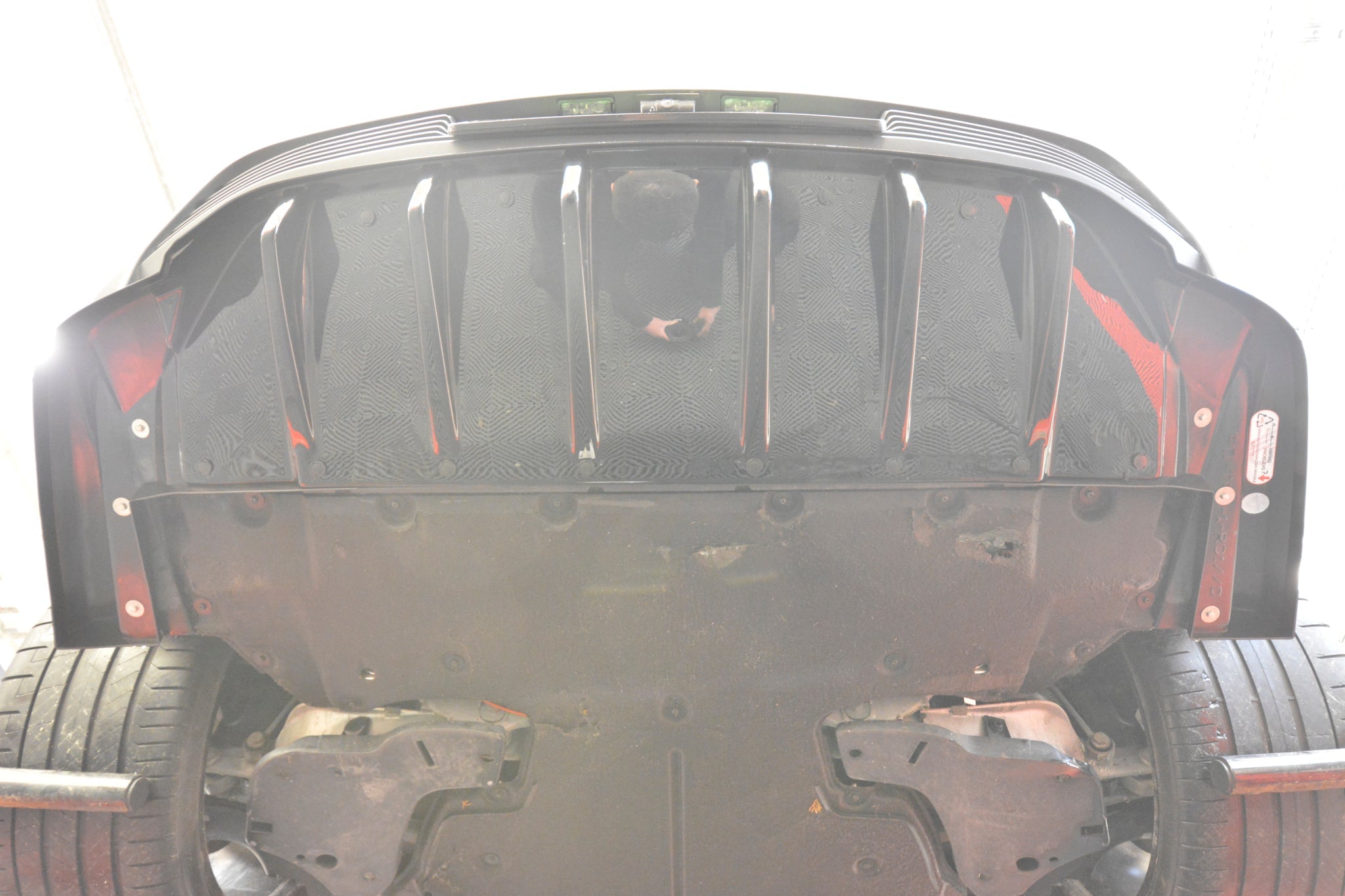 Prelungire splitter bara spate Porsche Taycan Taycan 4 Taycan 4S Taycan GTS Mk1 2019- v1 - Maxton Design
