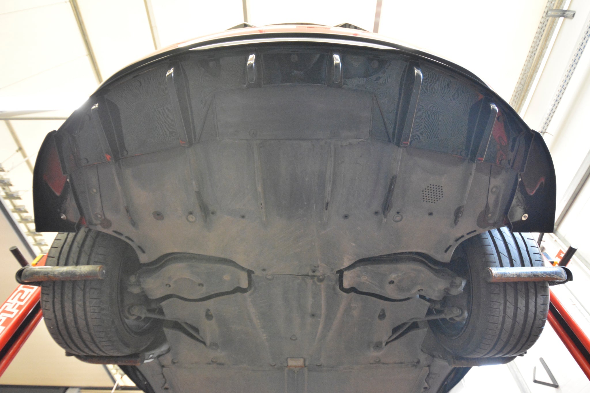 Prelungire splitter bara spate Tesla Model 3 Project Highland Facelift 2023- v5 - Maxton Design