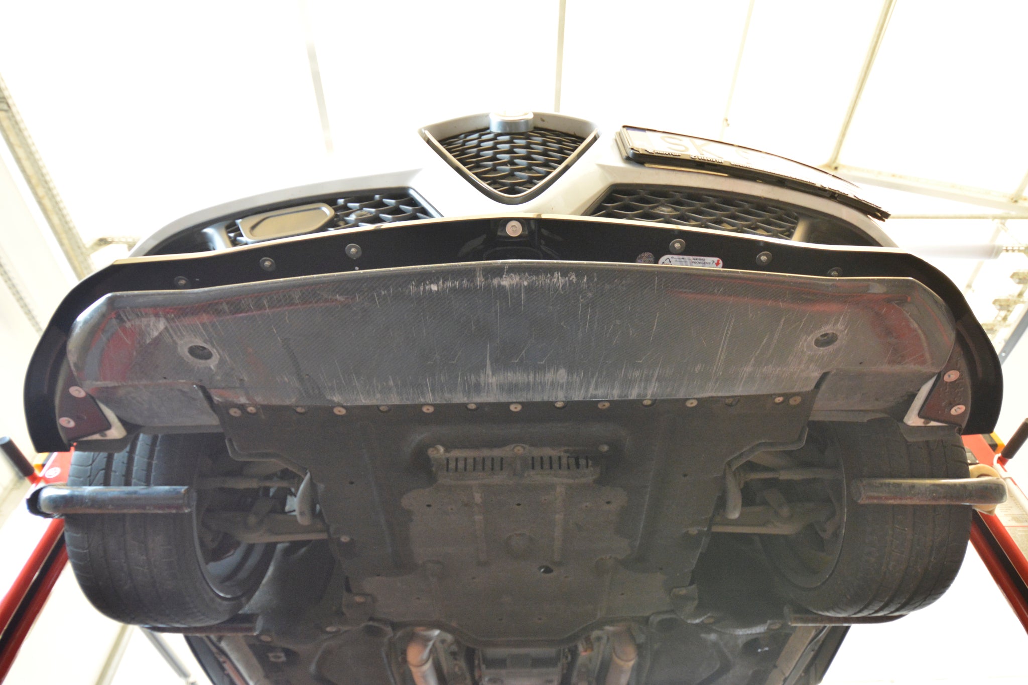 Prelungire splitter bara fata Alfa Romeo Giulia Quadrifoglio 2016- v1 - Maxton Design