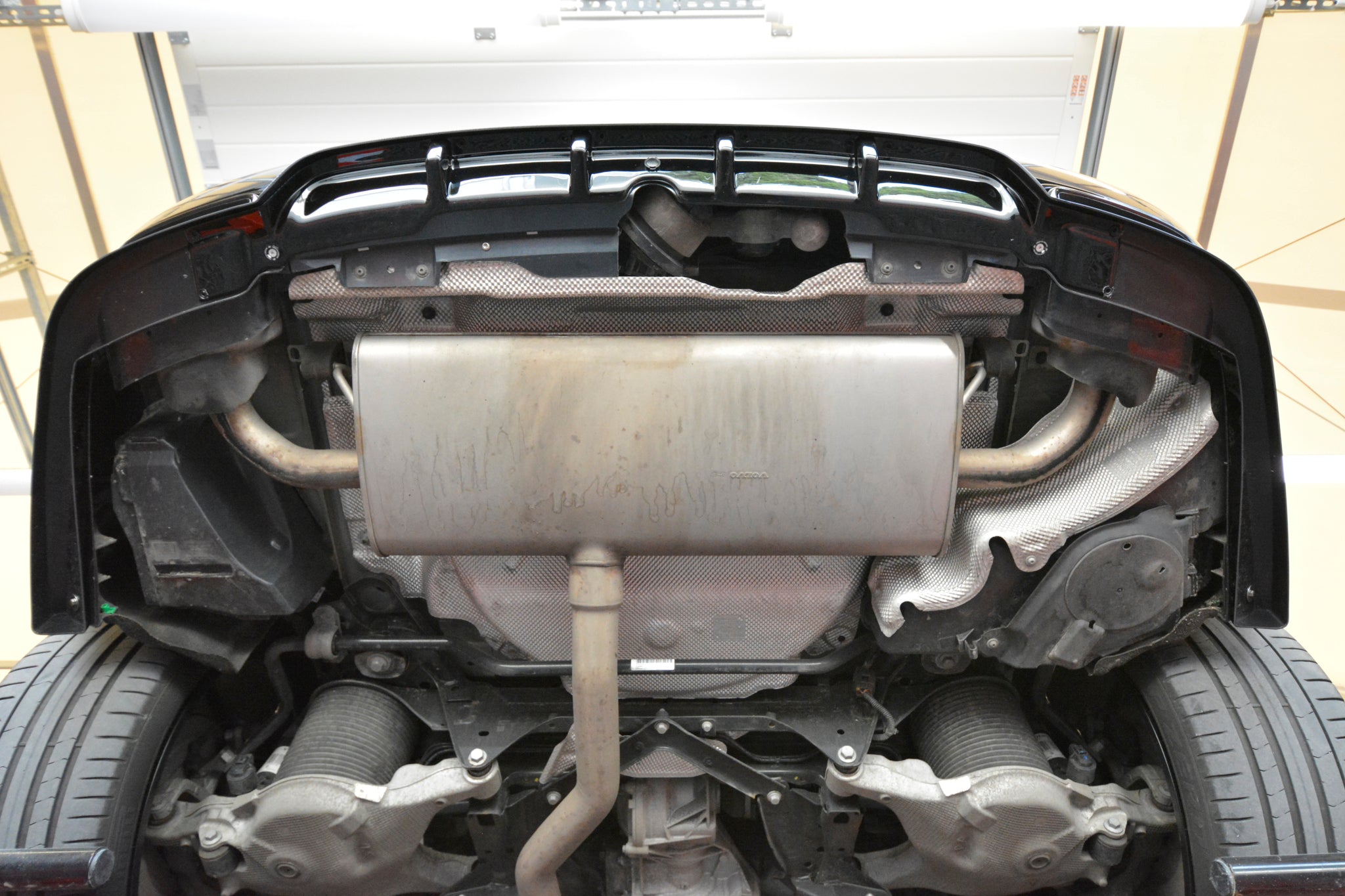 Prelungire splitter bara spate Volvo XC90 R-Design Mk2 Facelift 2019- v1 - Maxton Design