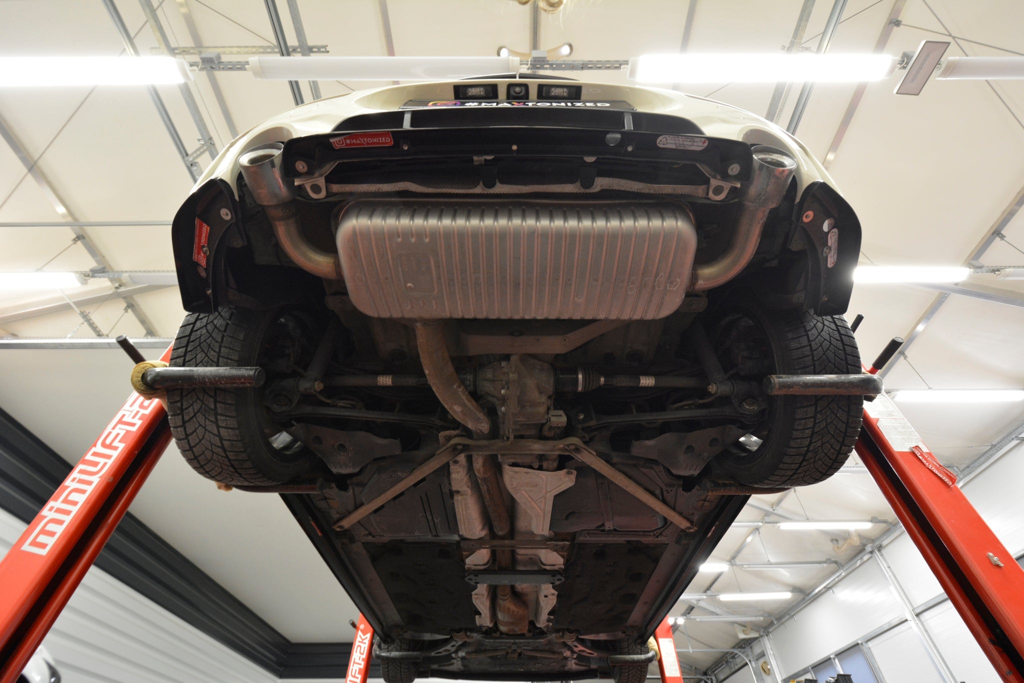 Prelungire splitter bara spate Mini Cooper Clubman John Cooper Works F54 Facelift 2019- v6 - Maxton Design