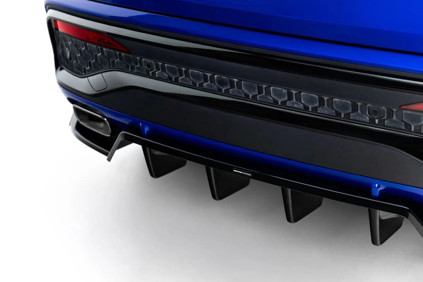 Prelungire difuzor bara spate spoiler fusta lip cu aripioare laterale Audi Q5 S-Line Sportback / SUV Mk3 - Maxton Design