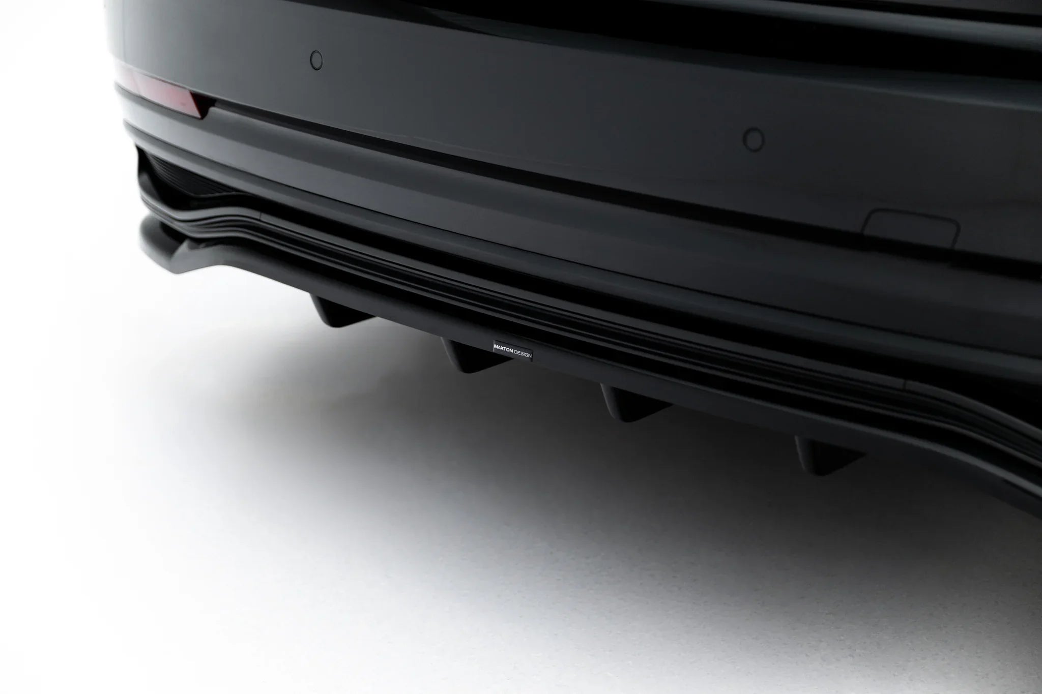 Difuzor bara spate spoiler fusta lip cu aripioare laterale Audi A8 S-Line Long D5 Facelift - Maxton Design