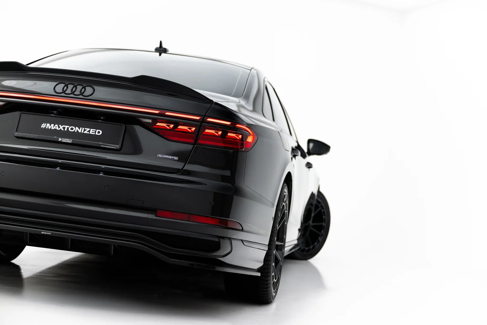 Difuzor bara spate spoiler fusta lip cu aripioare laterale Audi A8 S-Line Long D5 Facelift - Maxton Design