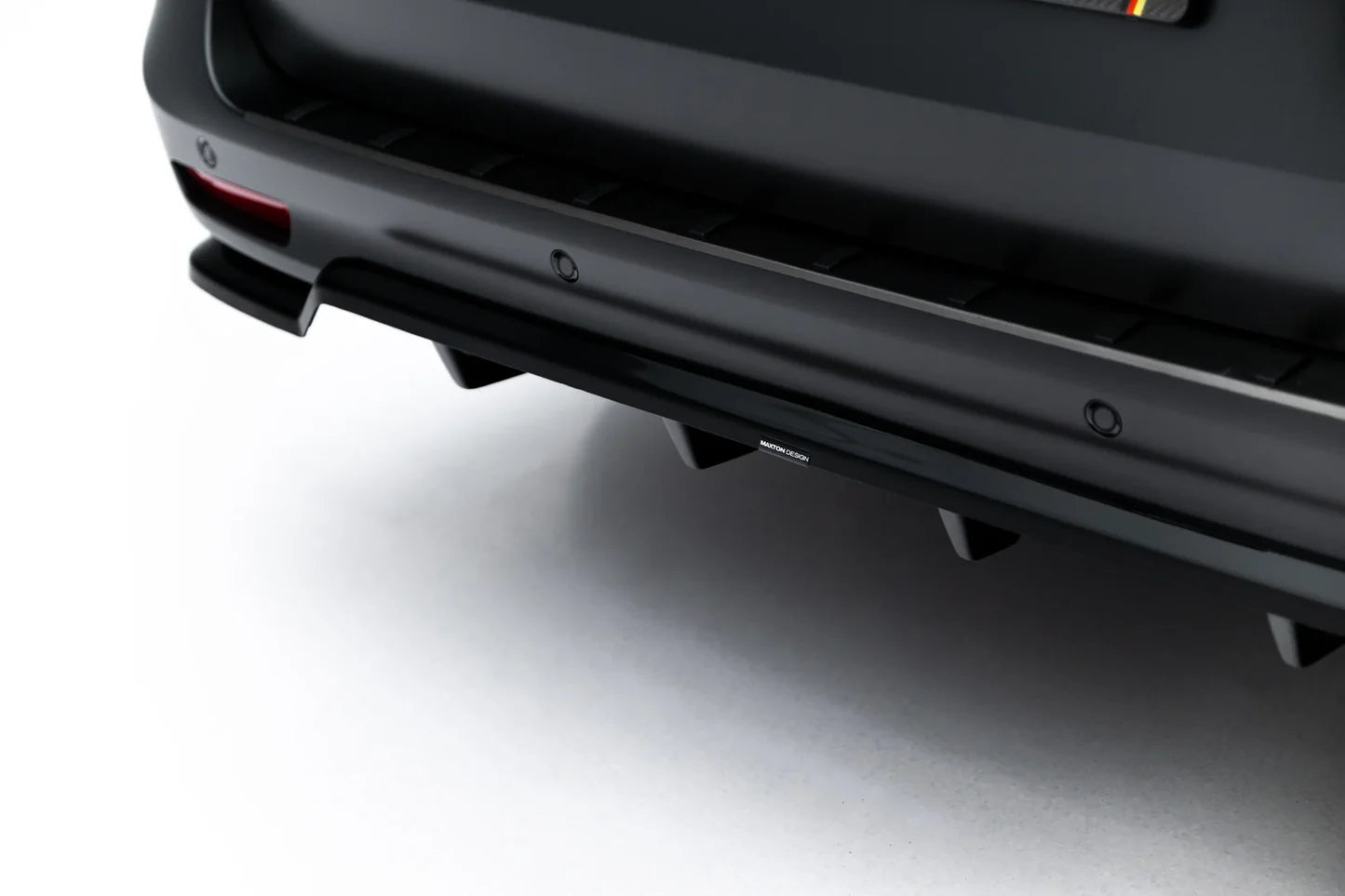 Prelungire difuzor bara spate spoiler fusta lip cu aripioare laterale Mercedes-Benz V AMG-Line W447 Facelift 2 - Maxton Design
