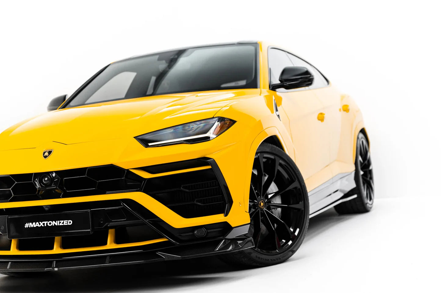 Prelungire bara fata fusta spoiler lip splitter Prepreg Carbon Fiber Lamborghini Urus Mk 1 - Maxton Design