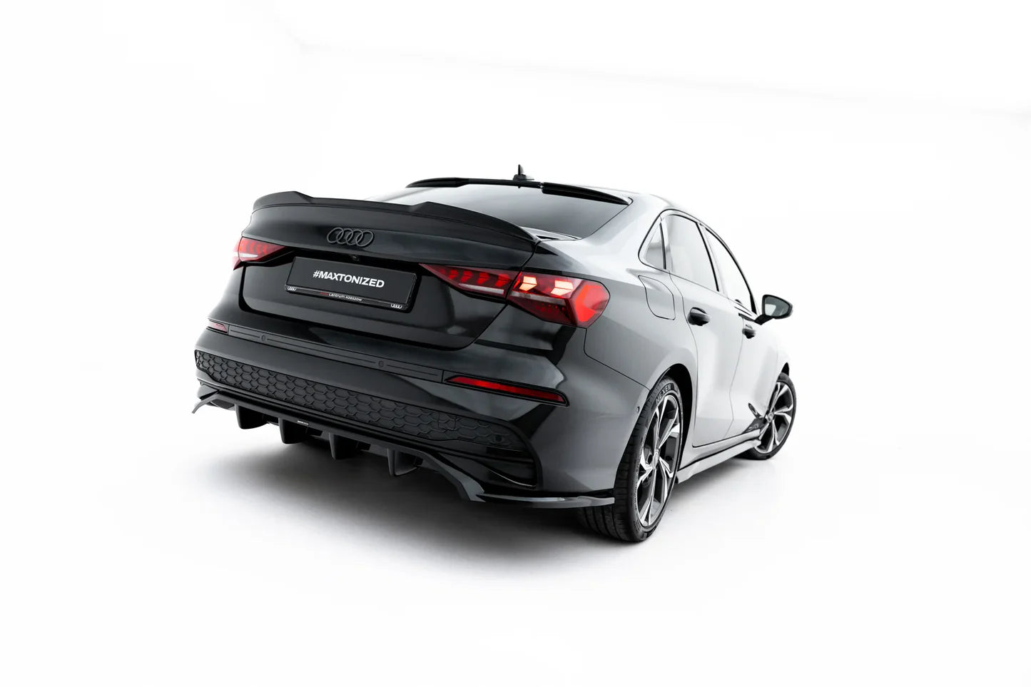 Prelungire difuzor bara spate spoiler fusta lip cu aripioare laterale Audi A3 Sedan 8Y Facelift - Maxton Design