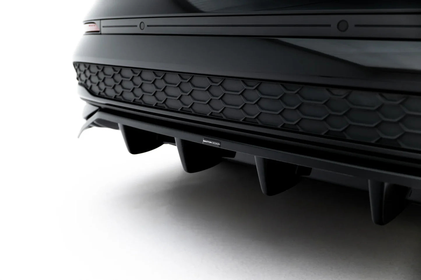 Prelungire difuzor bara spate spoiler fusta lip cu aripioare laterale Audi A3 Sedan 8Y Facelift - Maxton Design