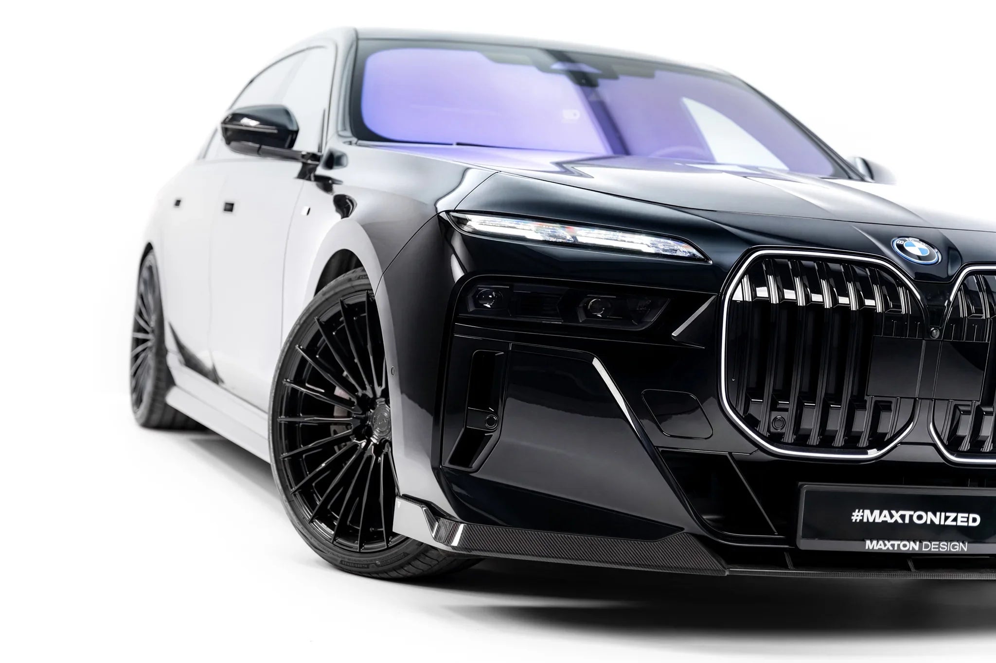 Prepreg Carbon Prelungire bara fata fusta spoiler lip BMW Seria 7 M-Pack / M760e / i7 M-Pack G70 - Maxton Design