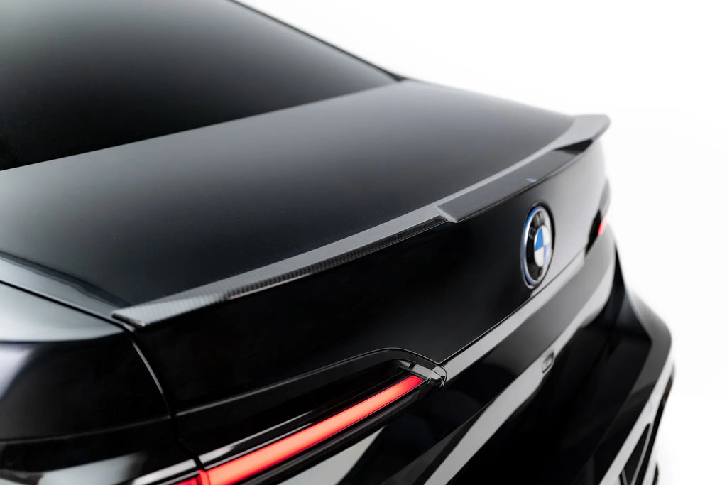 Eleron portbagaj Prepreg Carbon BMW Seria 7 M-Pack / M760e / i7 M-Pack G70 - Maxton Design