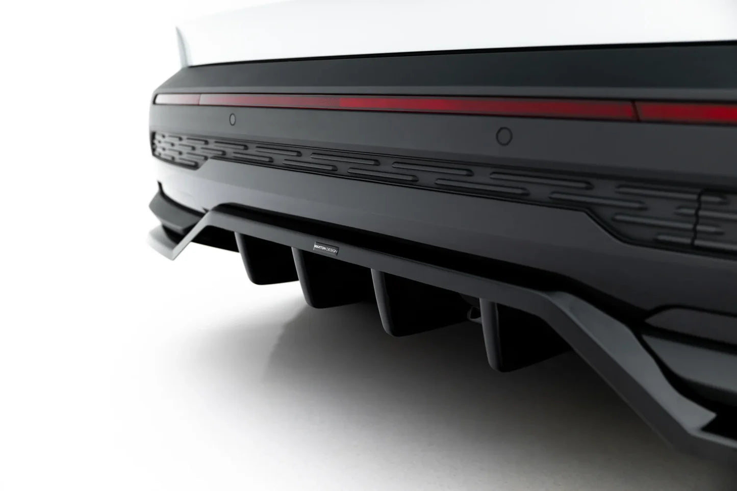 Prelungire difuzor bara spate spoiler fusta lip cu aripioare laterale Skoda Elroq RS Mk1 - Maxton Design