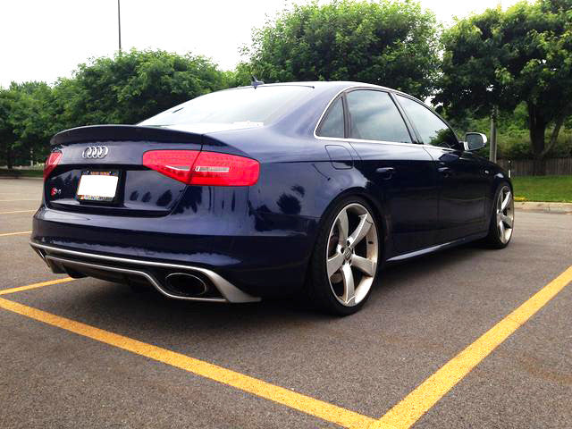 Difuzor bara spate fusta spoiler lip AUDI A4 B8 spect RS4 2012-2015 pentru bara S-LINE TFB TUNING