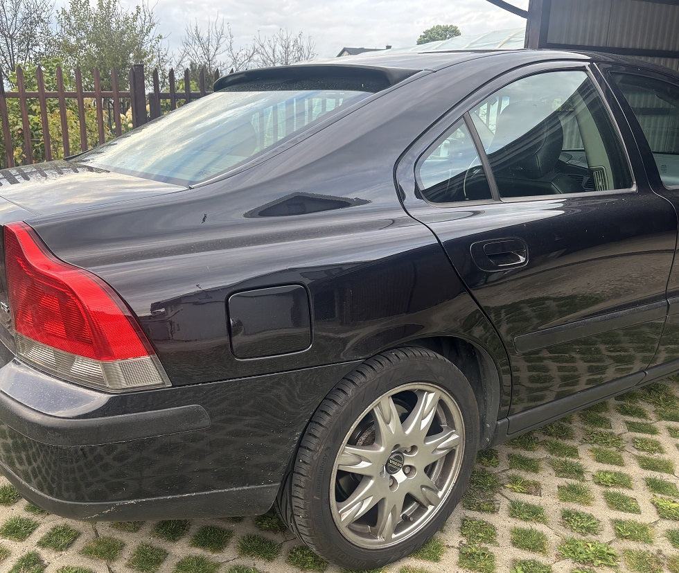 Eleron luneta spoiler Volvo S60 2000-2010 TFB TUNING
