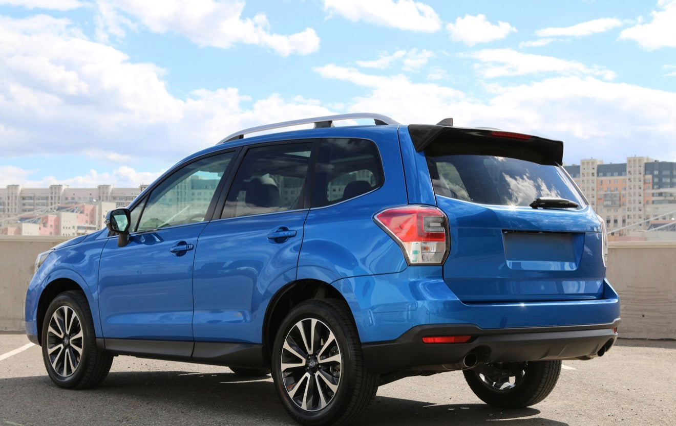 Eleron luneta portbagaj SUBARU FORESTER IV SJ 2012-2018 negru lucios TFB TUNING