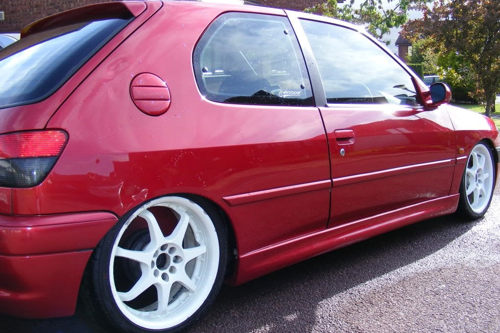Praguri laterale PEUGEOT 306 aspect LOW BODY D TURBO 1992-2002 3 si 5 usi TFB TUNING