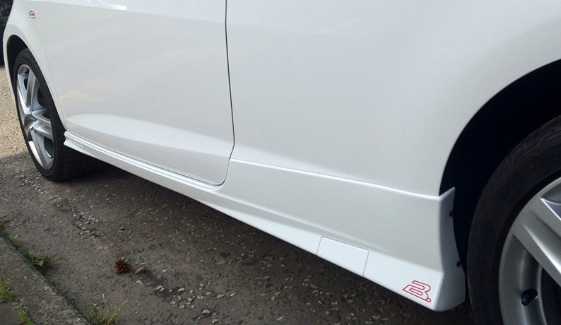Praguri laterale SEAT IBIZA 6J SC model 3 usi 2008-2016 aspect AERO TFB TUNING