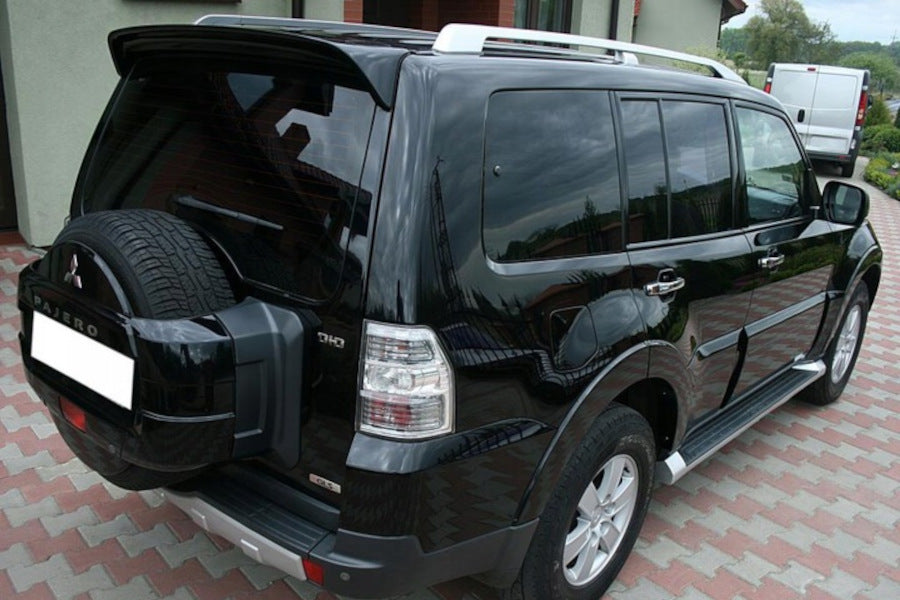 Eleron luneta portbagaj Mitsubishi Pajero 2006-2015 ver2 TFBT