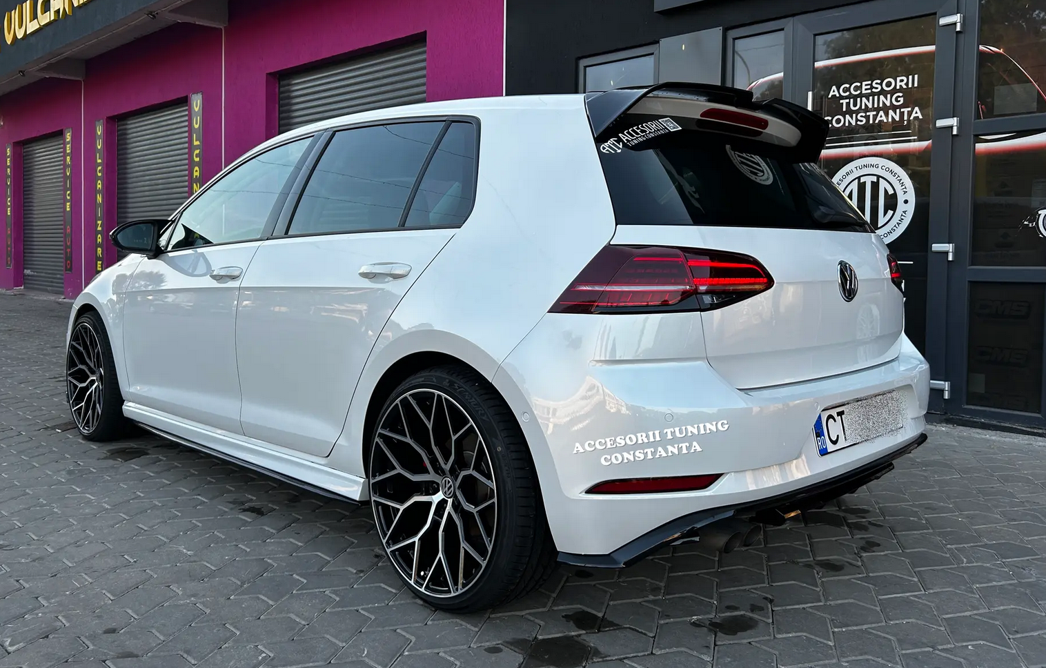 Praguri - Volkswagen Golf 7 Mk7 - 7.5 Facelift RLine Look