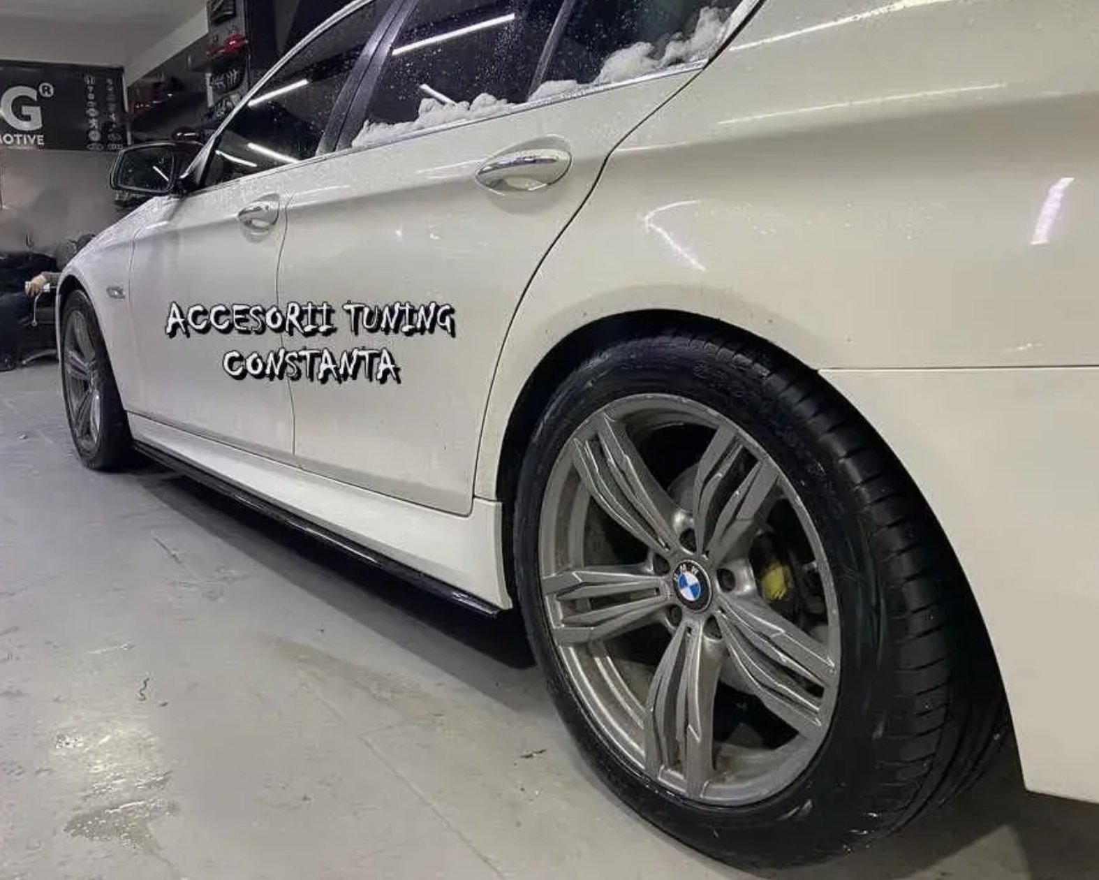 Prelungire - Lip Praguri Model Universal - Bmw F10 / F11 Seria 5