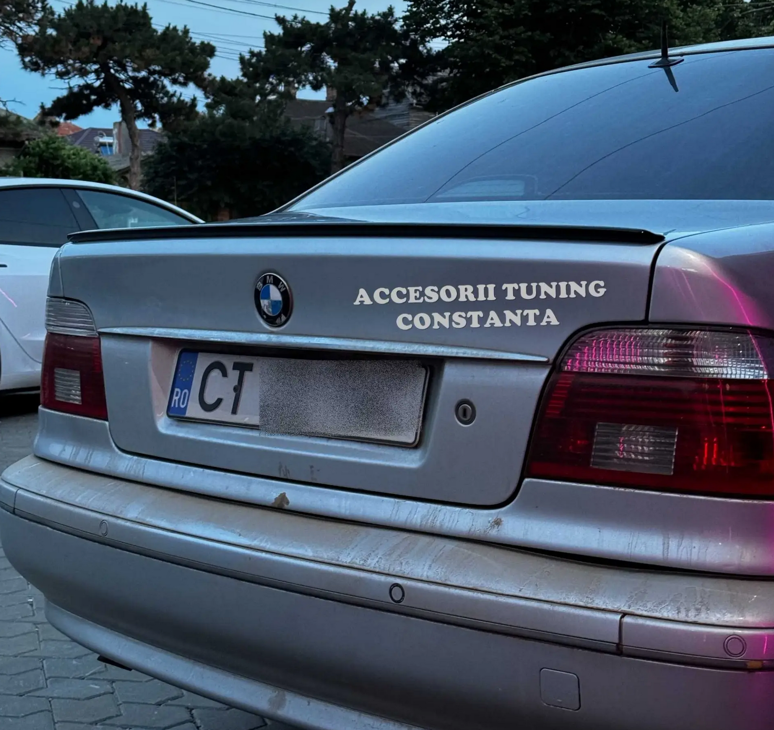 Eleron Portbagaj - BMW E39 Slim Negru Lucios