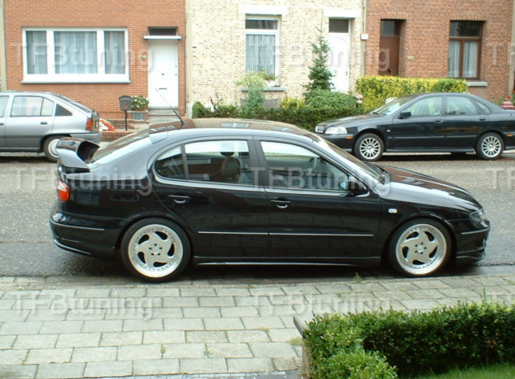 Praguri laterale Seat LEON TOLEDO II TFB TUNING