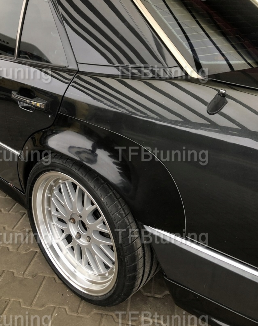 Evazari aripi MERCEDES W124 SEDAN aspect 500E TFB TUNING