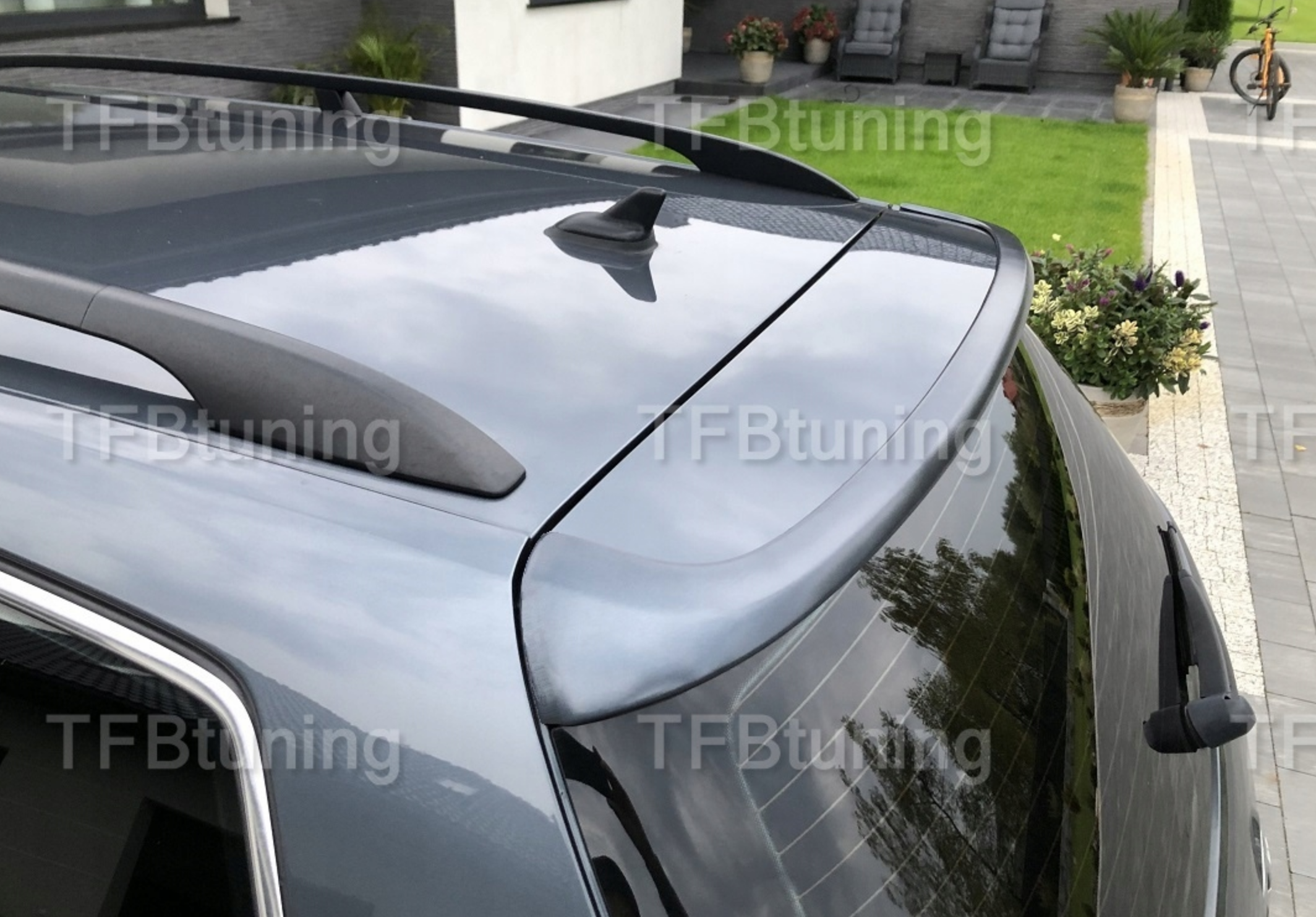 Eleron luneta portbagaj VW PASSAT B7 2010-2014 COMBI TFB TUNING ROMANIA
