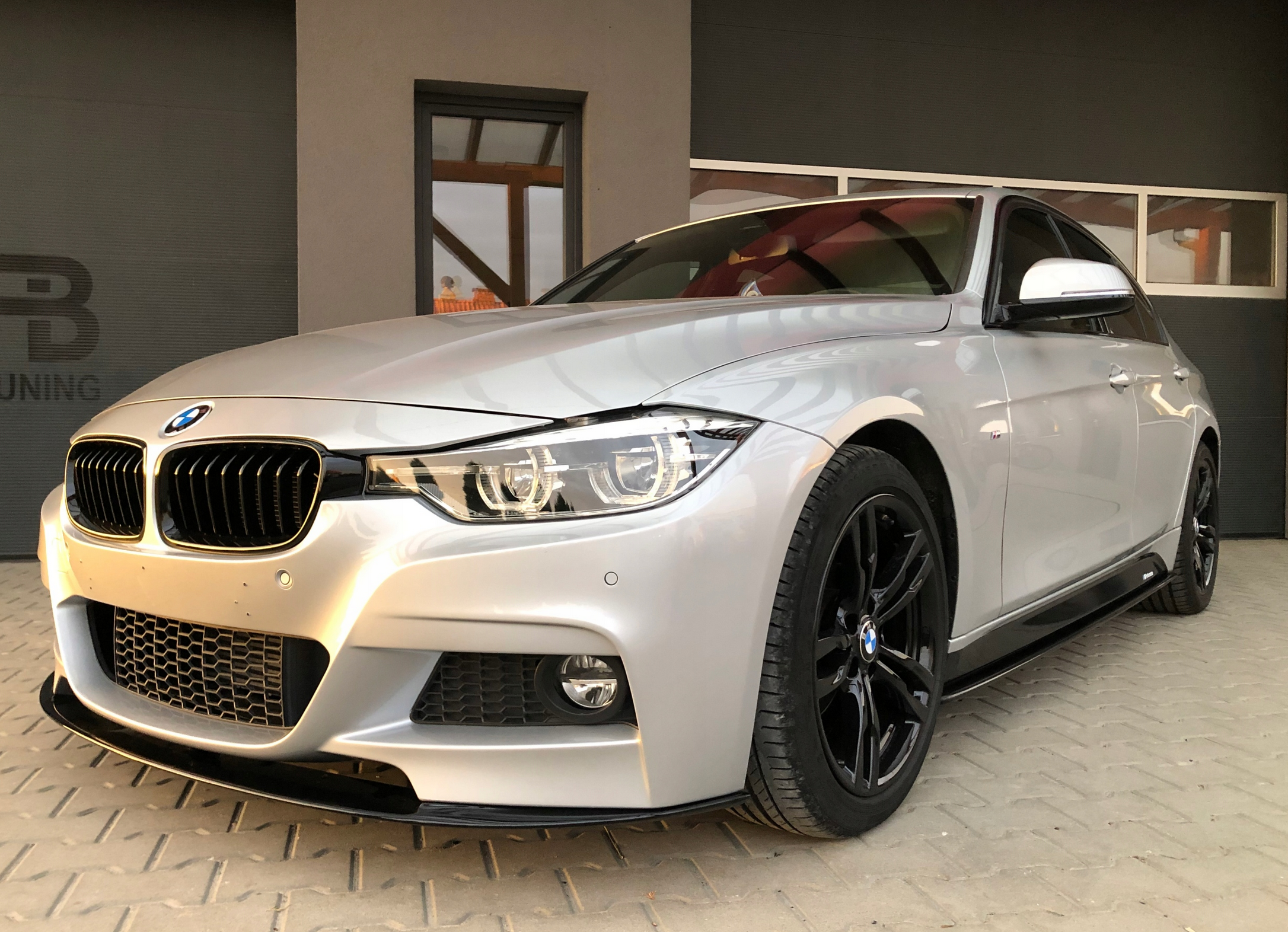 Praguri laterale BMW Seria 3 F30 F31 TFB TUNING ROMANIA