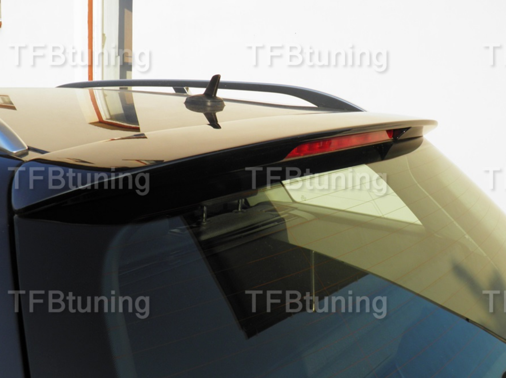 Eleron luneta portbagaj AUDI A4 B6 B7 AVANT TUNING