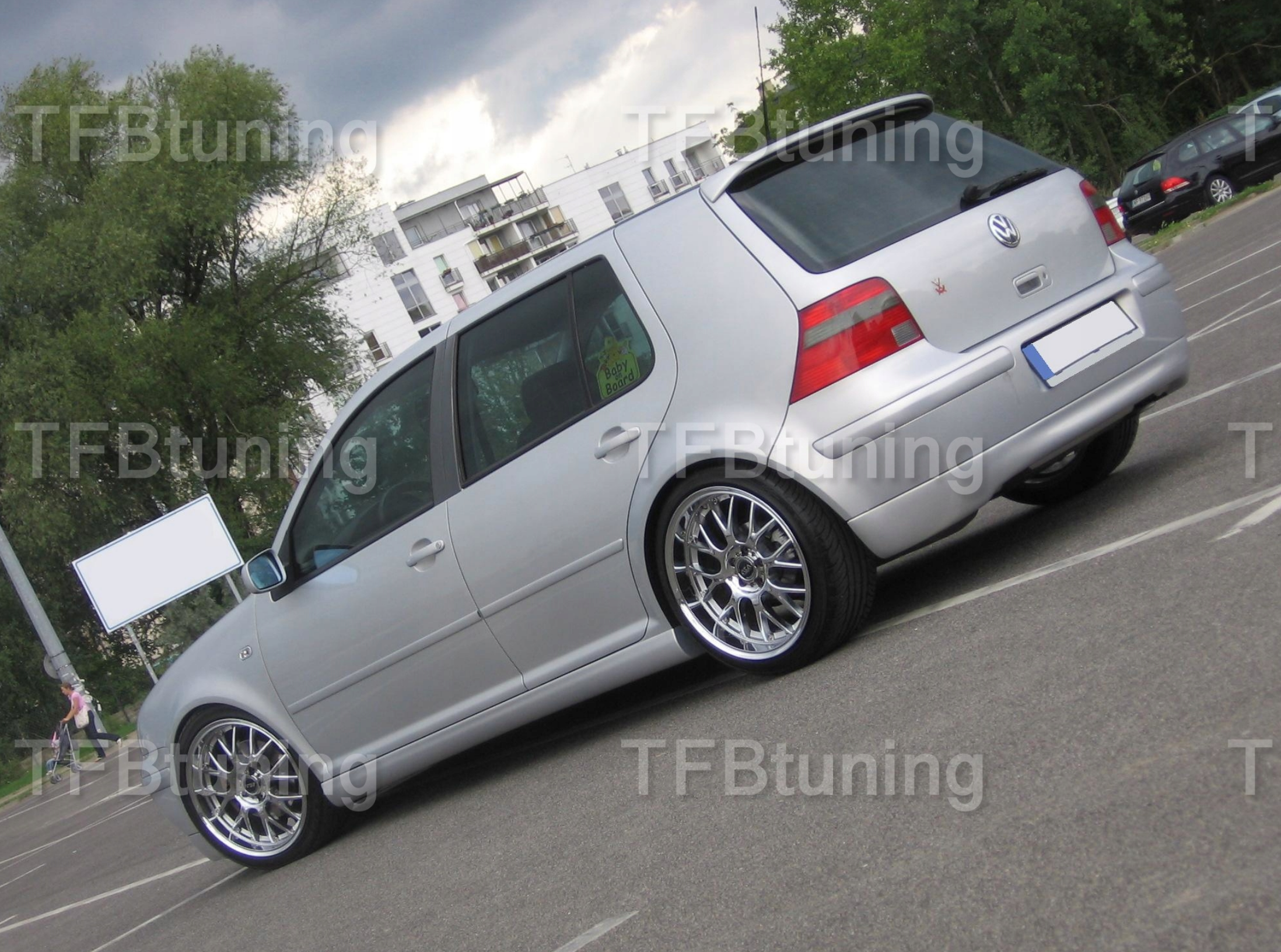 Eleron luneta portbagaj VW GOLF 4 IV R32 TFB TUNING