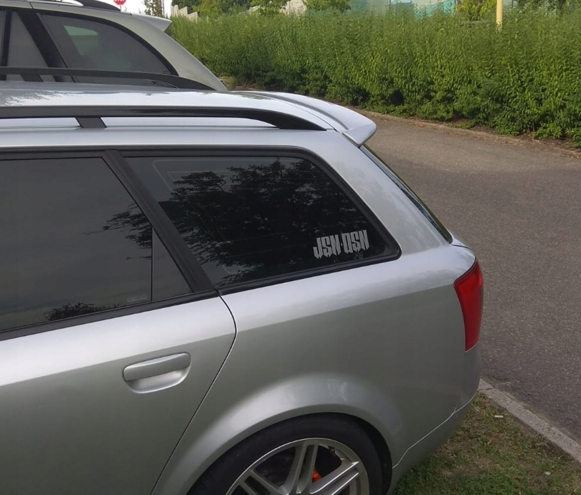 Eleron luneta portbagaj AUDI A4 B6 B7 BREAK AVANT TUNING