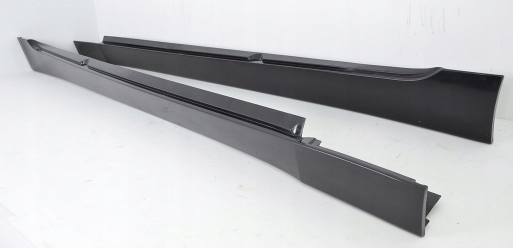 Praguri laterale BMW Seria 5 E60 TFB TUNING