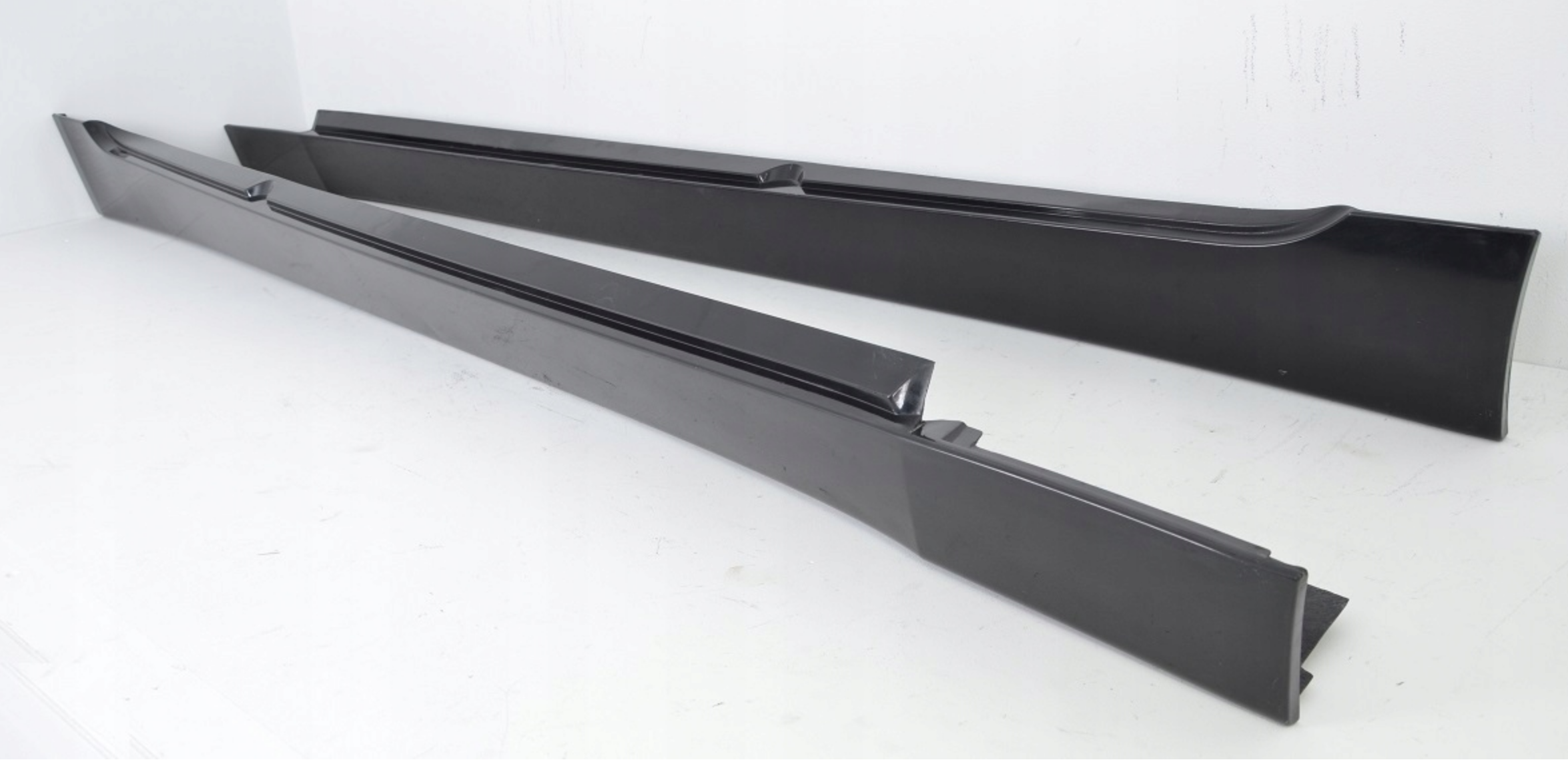 Praguri laterale BMW Seria 5 E60 TFB TUNING