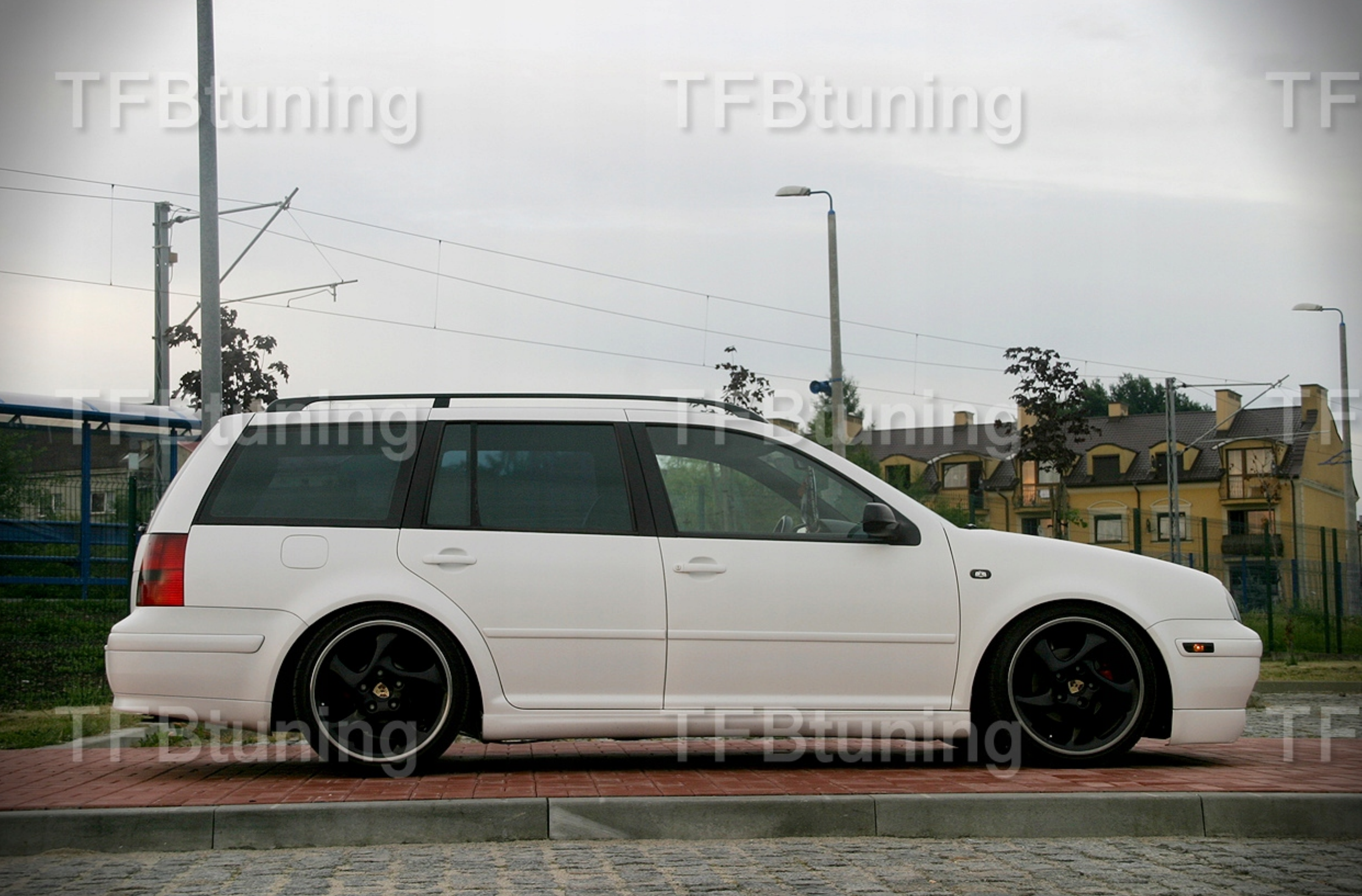 Praguri laterale VW GOLF 4 GTI editie aniversara 25 JUBI HATCHBACK BREAK TFB TUNING