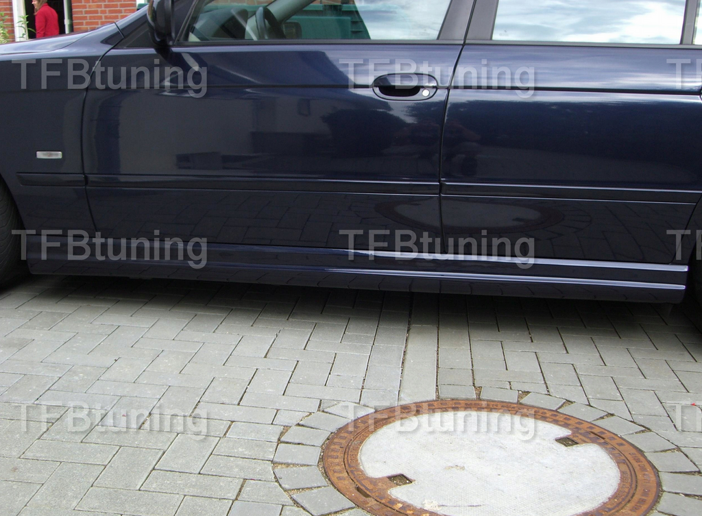 Praguri laterale BMW Seria 5 E39 TFB TUNING