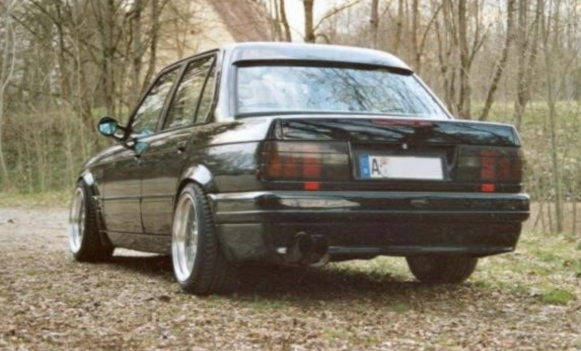 Eleron luneta BMW SERIA 3 E30