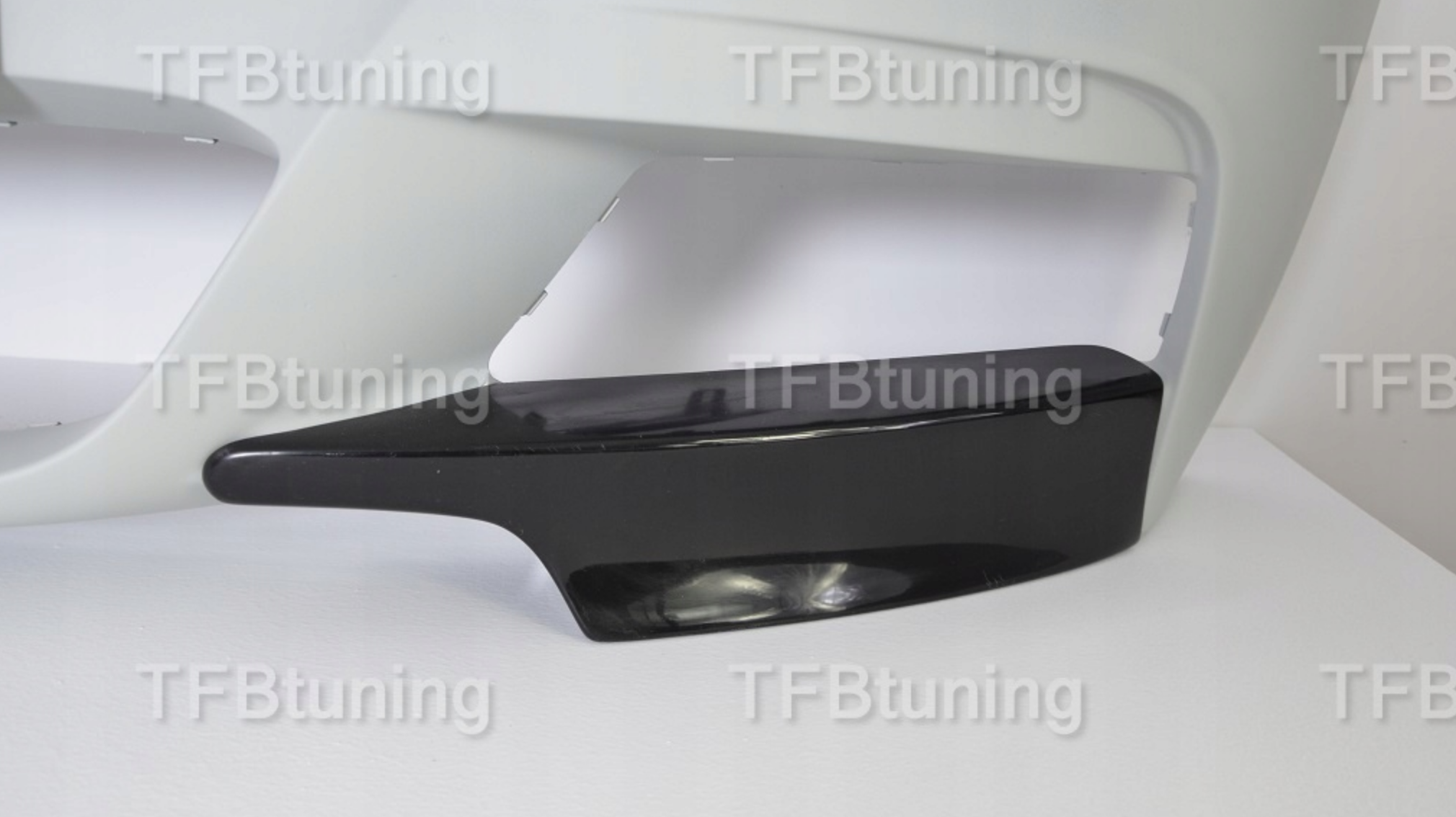 Fusta lip flapsuri bara fata BMW Seria 3 F30 F31 TFB TUNING