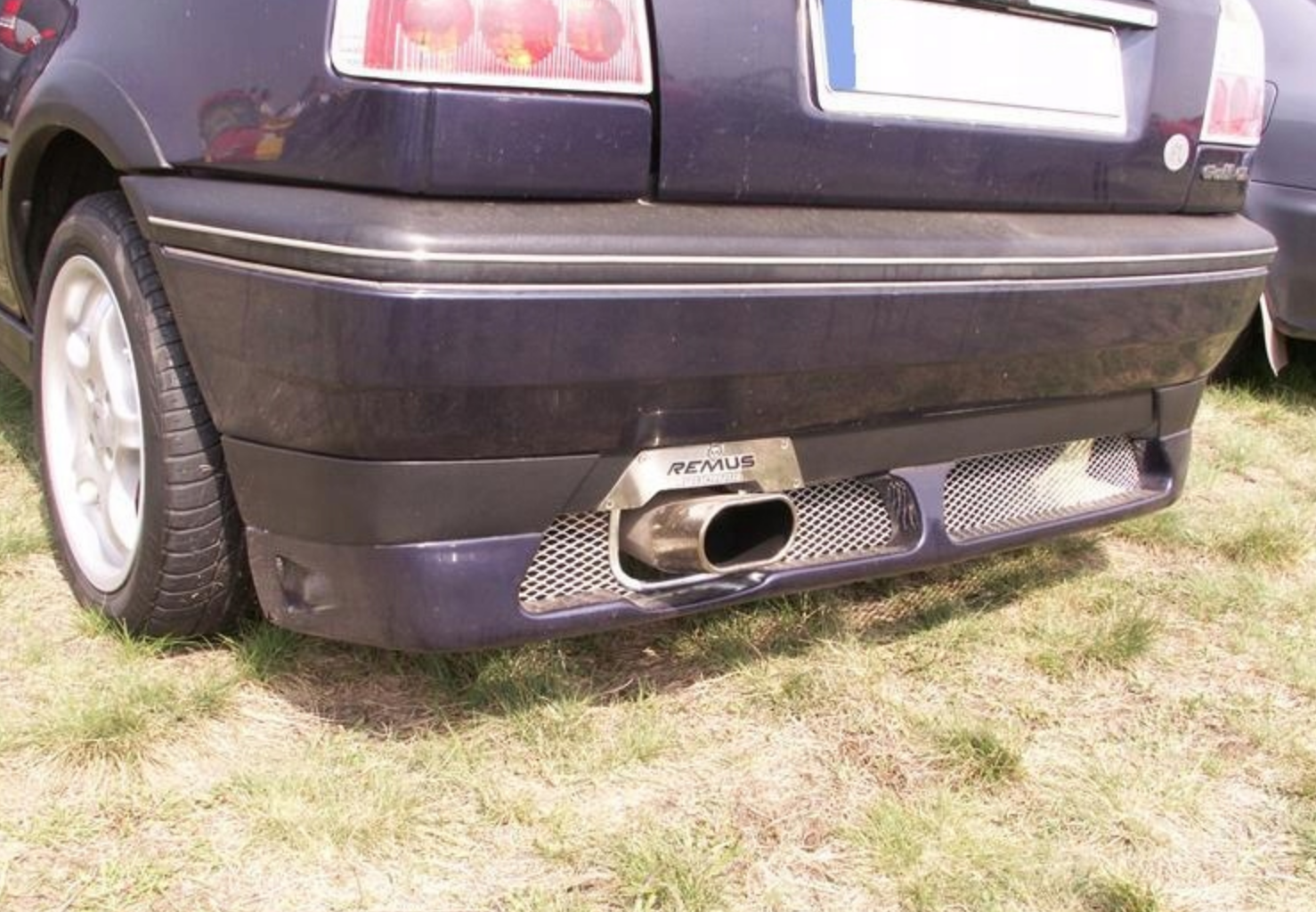 Prelungire bara spate difuzor lip spoiler VW GOLF 3 TFB TUNING
