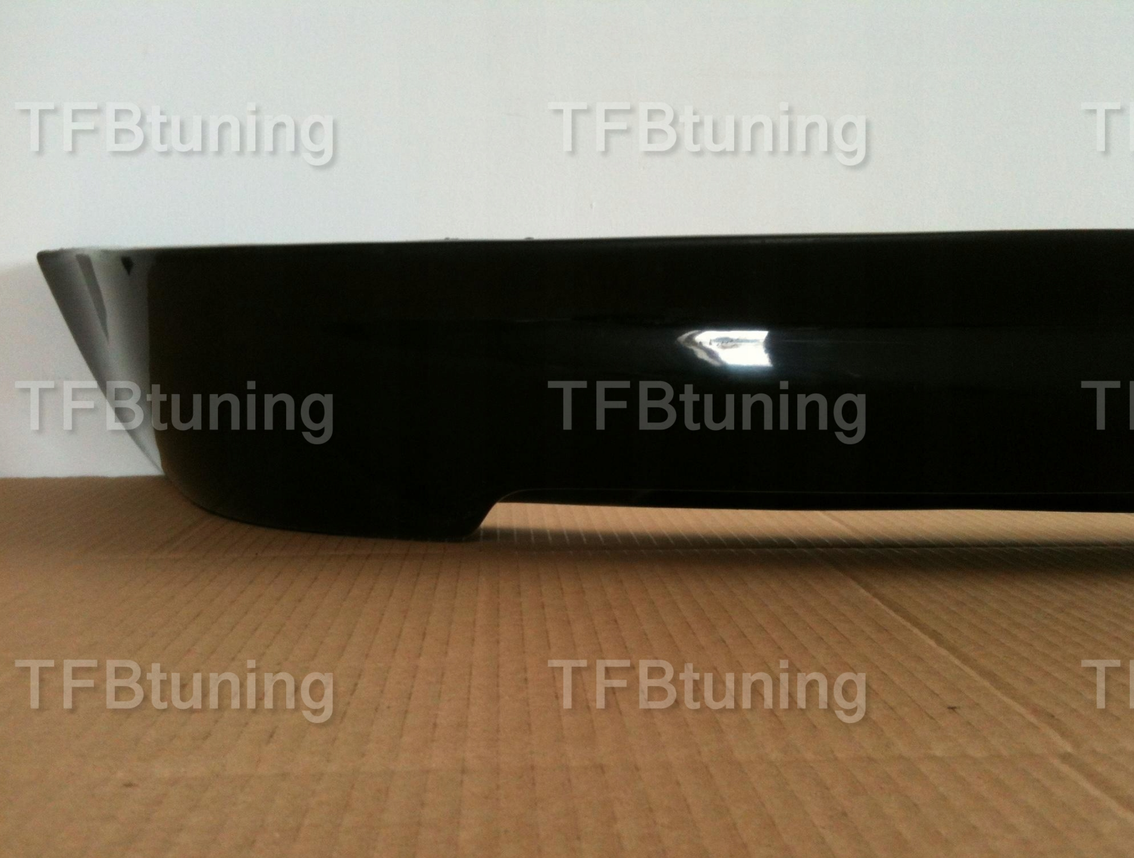 Prelungire bara spate difuzor lip spoiler VV GOLF 4 GTI JUBI Editie 25 1997-2004 ver2 TFB TUNING