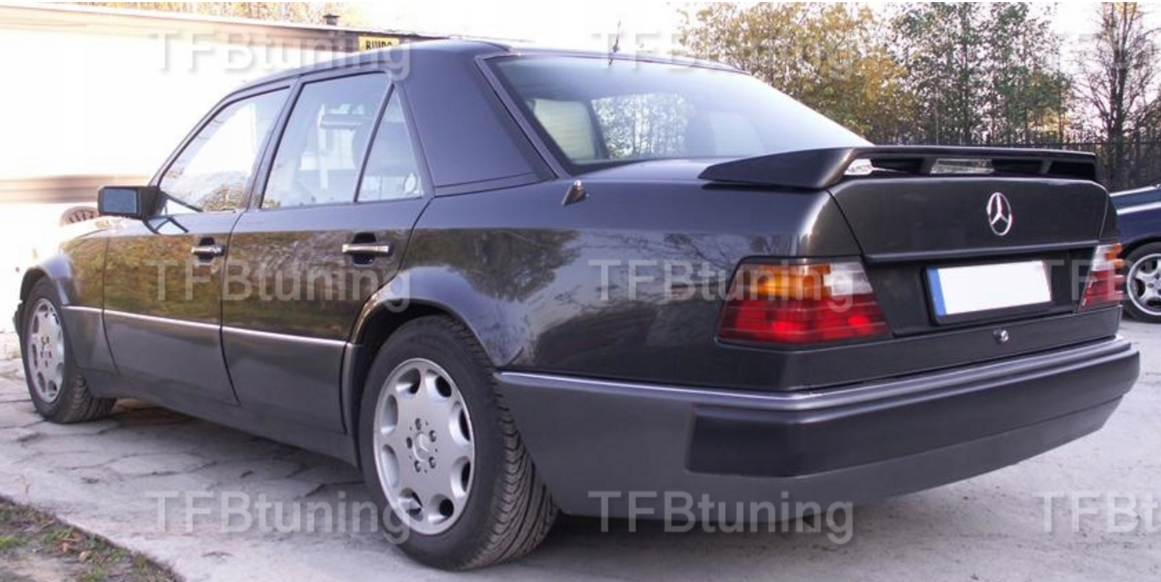 Eleron portbagaj MERCEDES W124 TFB TUNING
