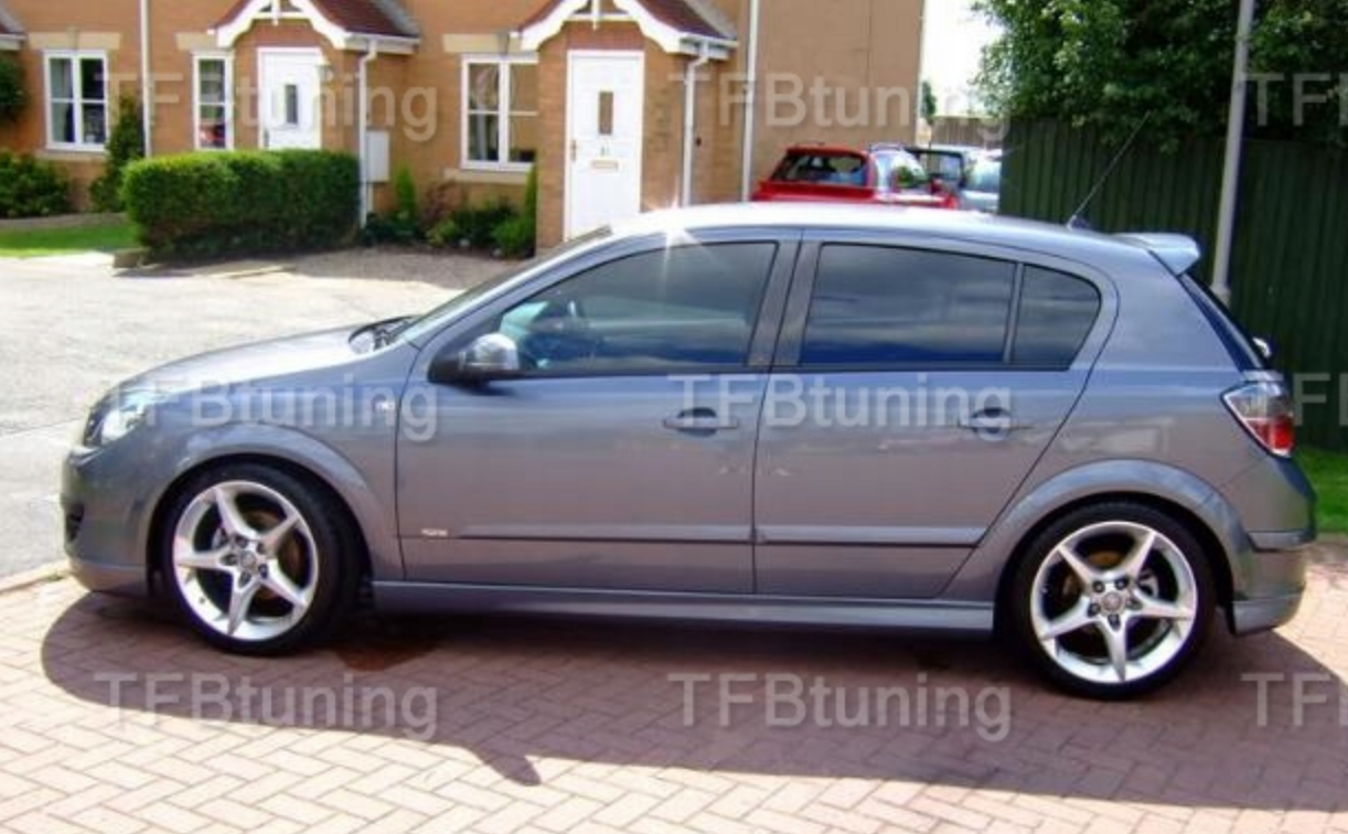 Eleron portbagaj luneta OPEL ASTRA H 5 usi aspect OPC TFB TUNING